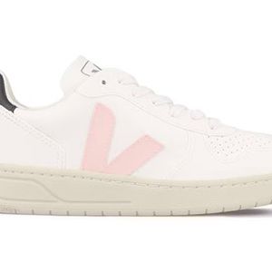 Size 7 Veja V-10 CWL Petale Black Sneakers Never worn new without box